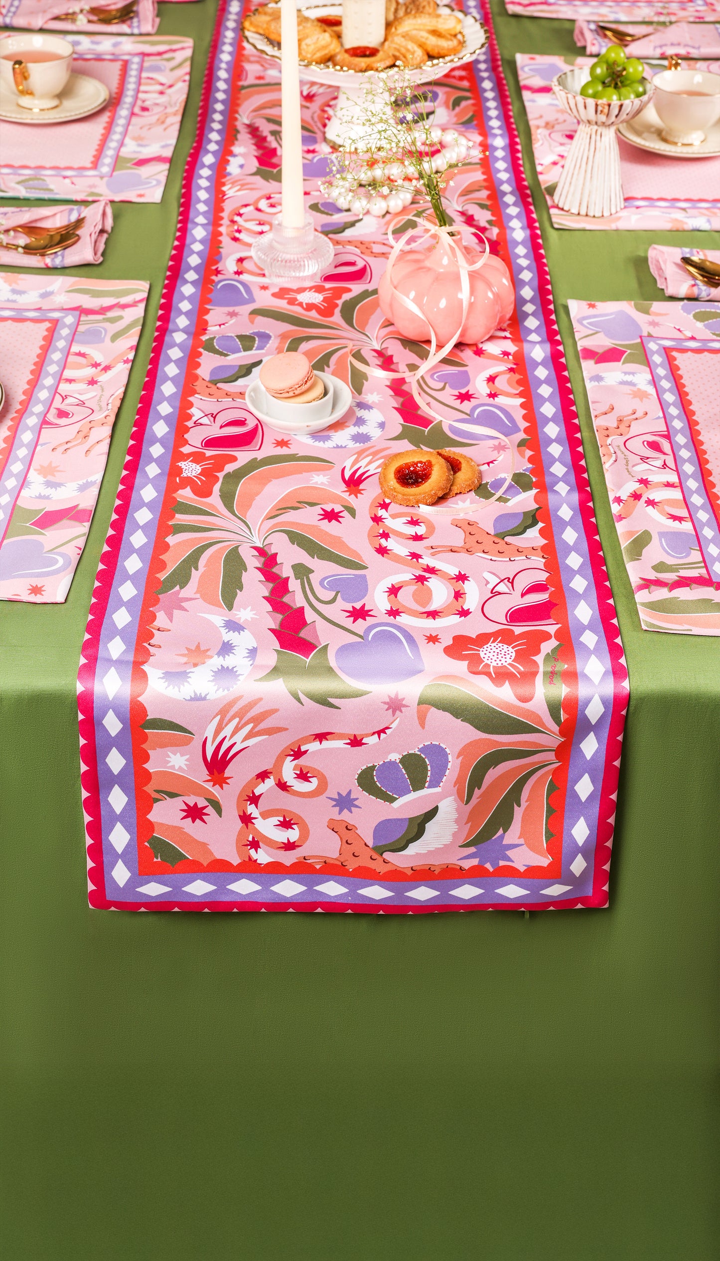 Coco Loco Table Runner