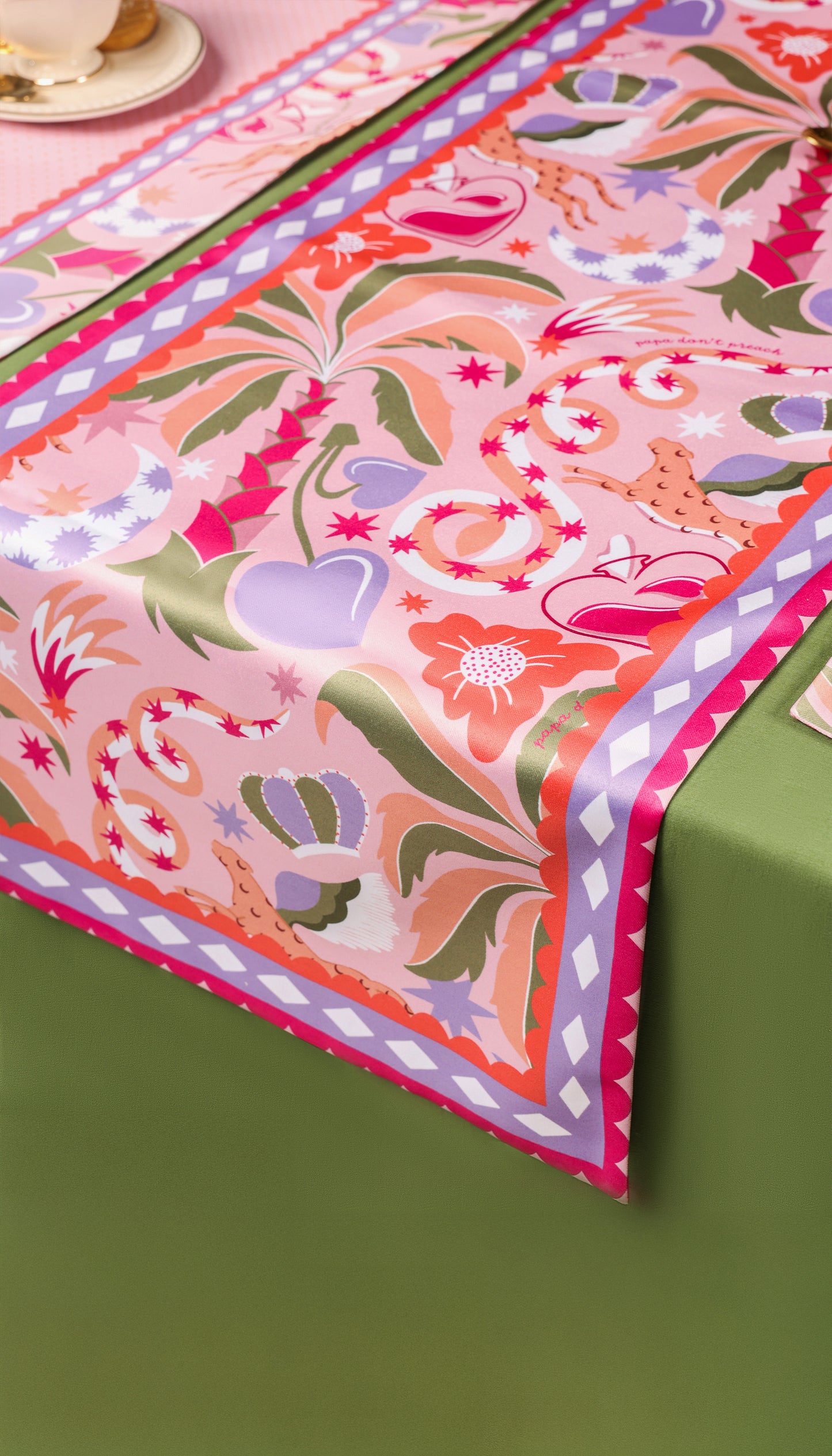 Coco Loco Table Runner