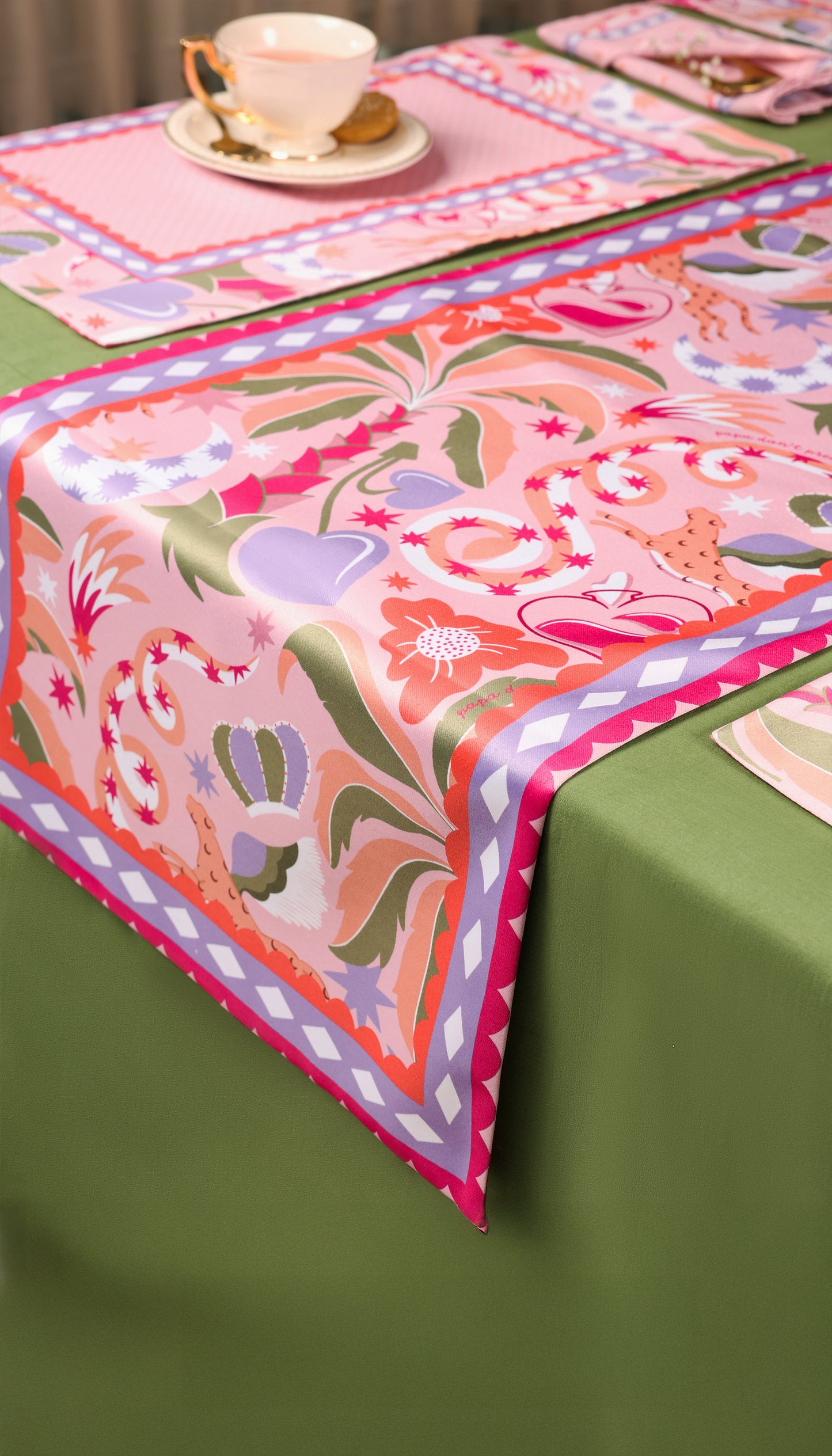 Coco Loco Table Runner