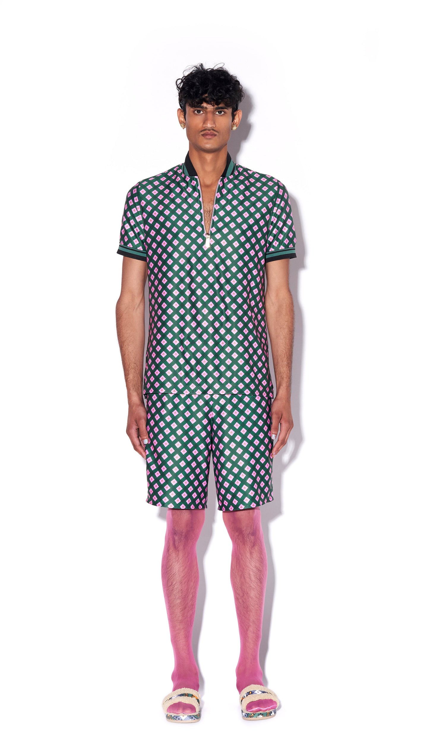 Vacay all day - Pink Check’grrred Tshirt and Shorts set