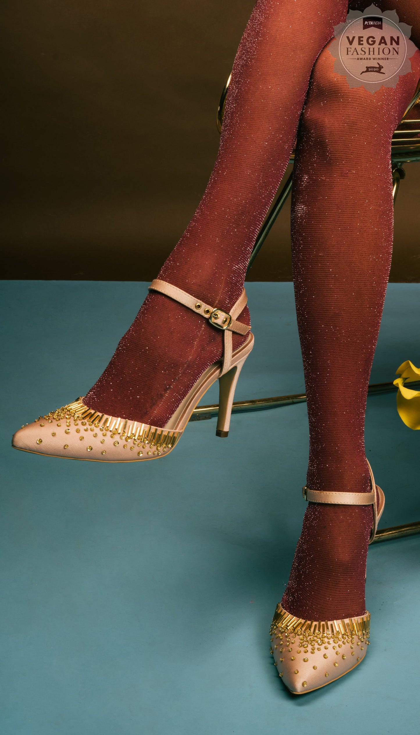 Isadora - Gold Stilettos