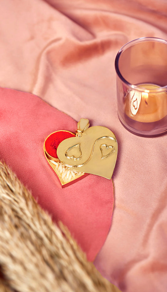 Pixie Heart Eternal Knot