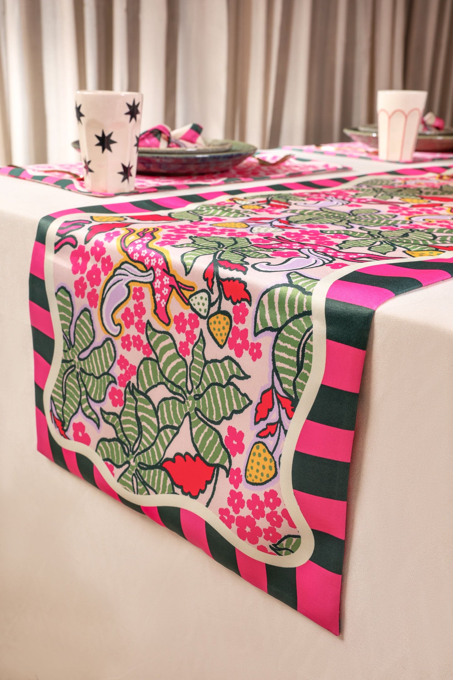 Wild Pop Table Runner