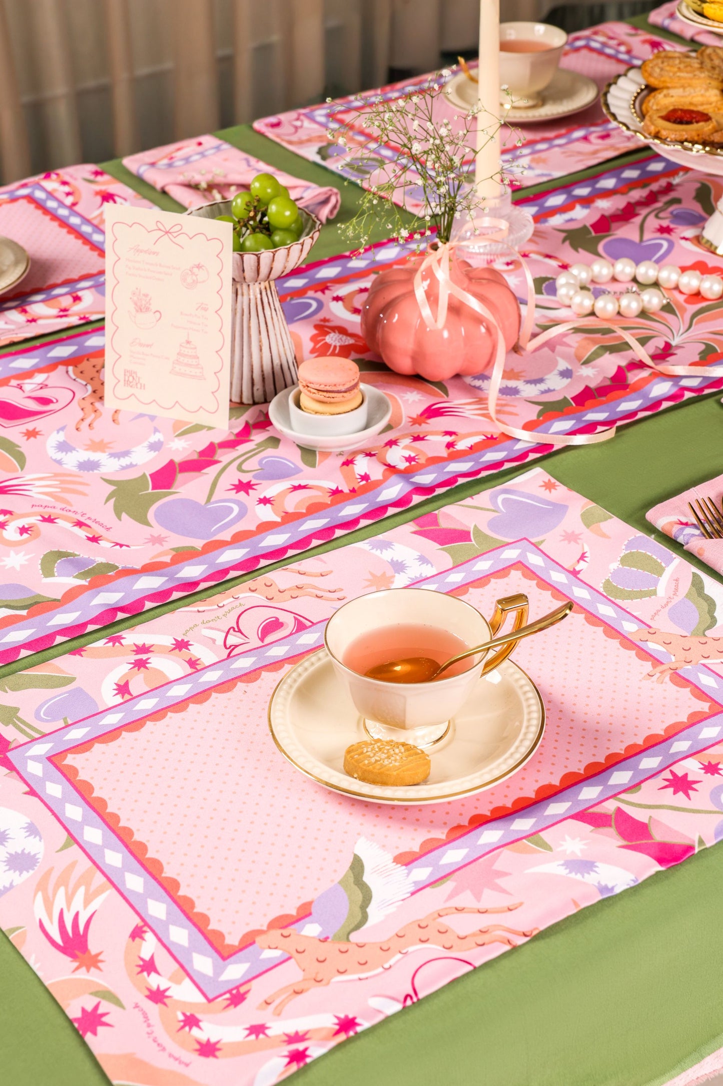 Coco Loco Table Runner