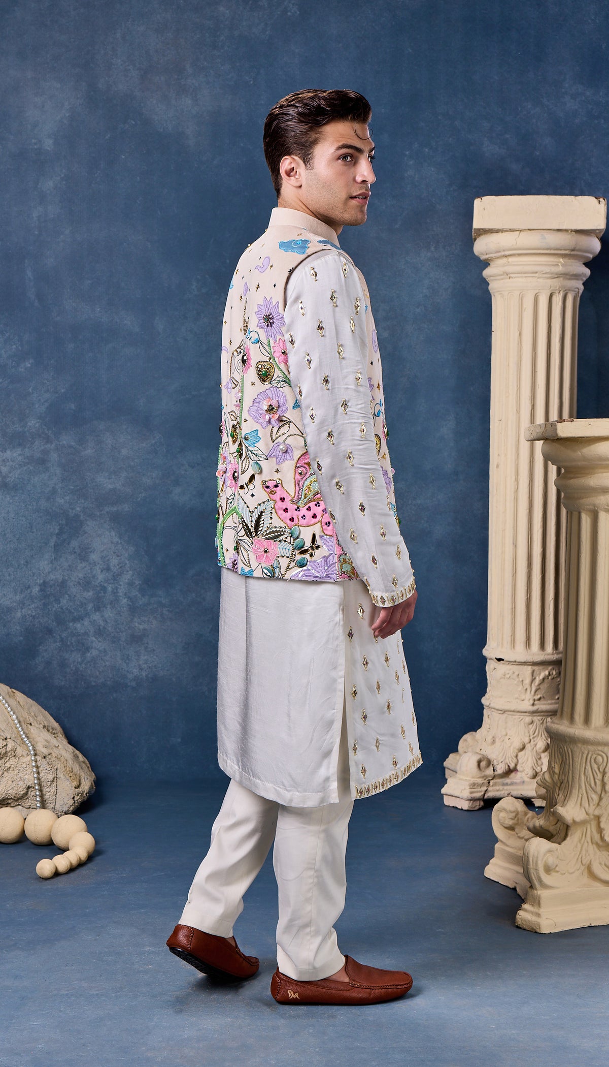 The Charmed Heir - Bundi Set