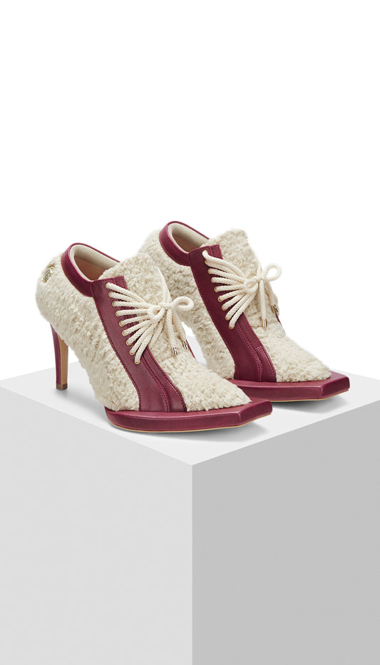 Make you plush Sneaktoe