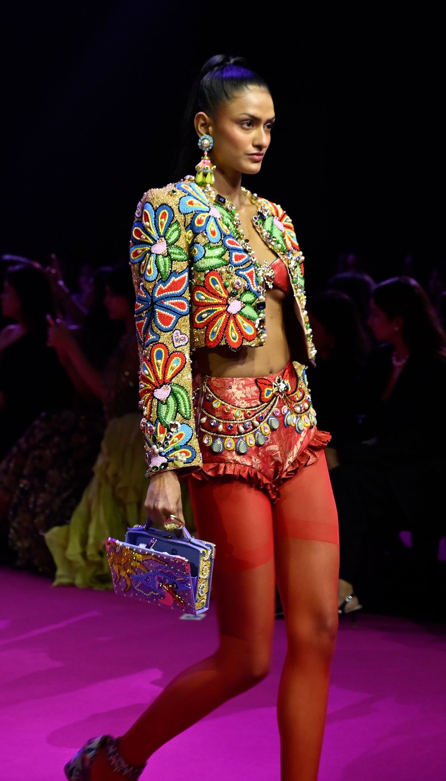 FLORA ROUGE