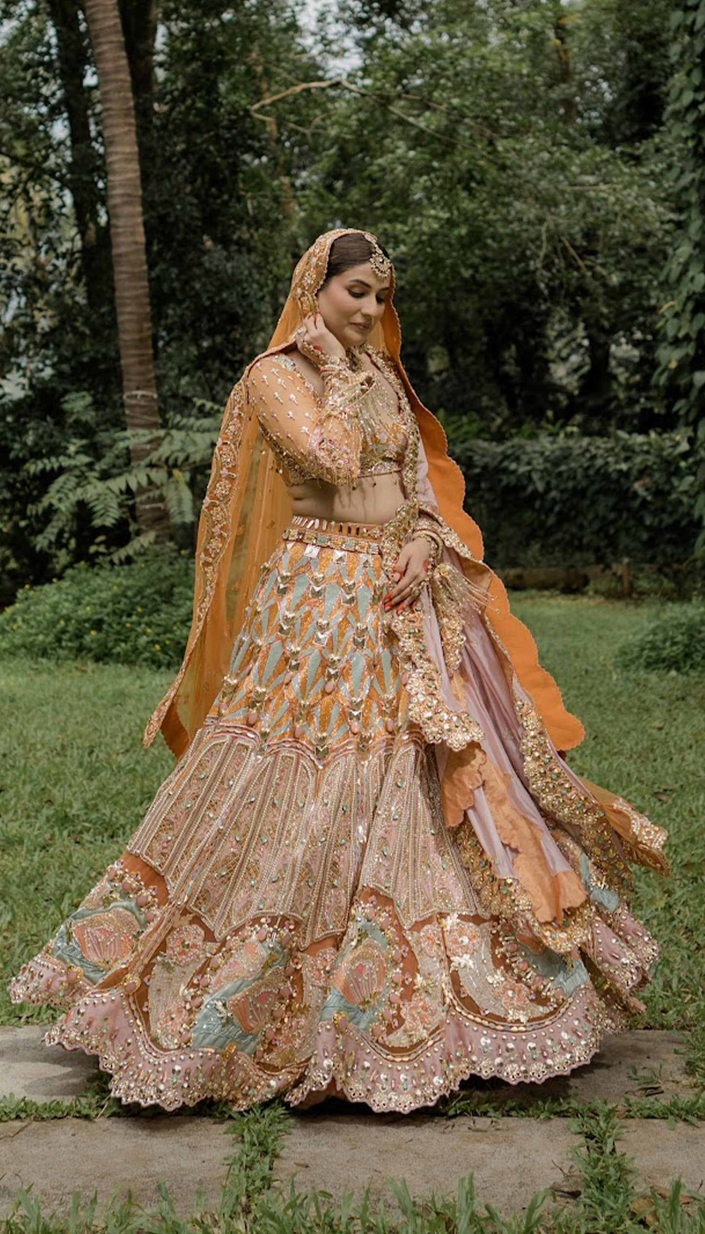 Cinnamon glow - Full Lehenga Set