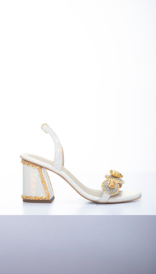 Le Macaron : French Vanilla - White Block heels